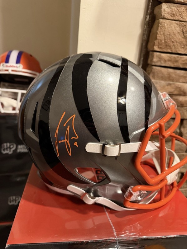 Joe Burrow Cincinnati Bengals Autographed Football Helmet