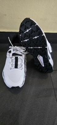 The North Face Vectiv TARAVAL Sneaker Größe 37.5 Schwarz/Weiß Damen Sneaker