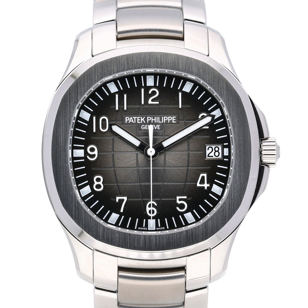 Patek Philippe Aquanaut 5167/1A-001 with 41mm Steel case and Black dial. Exce...