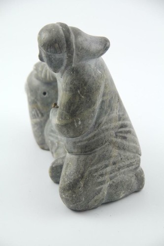 Vintage Carved Soapstone Inuit Eskimo Hunter & Fur Seal Statue Figure - 第 5/12 張圖片