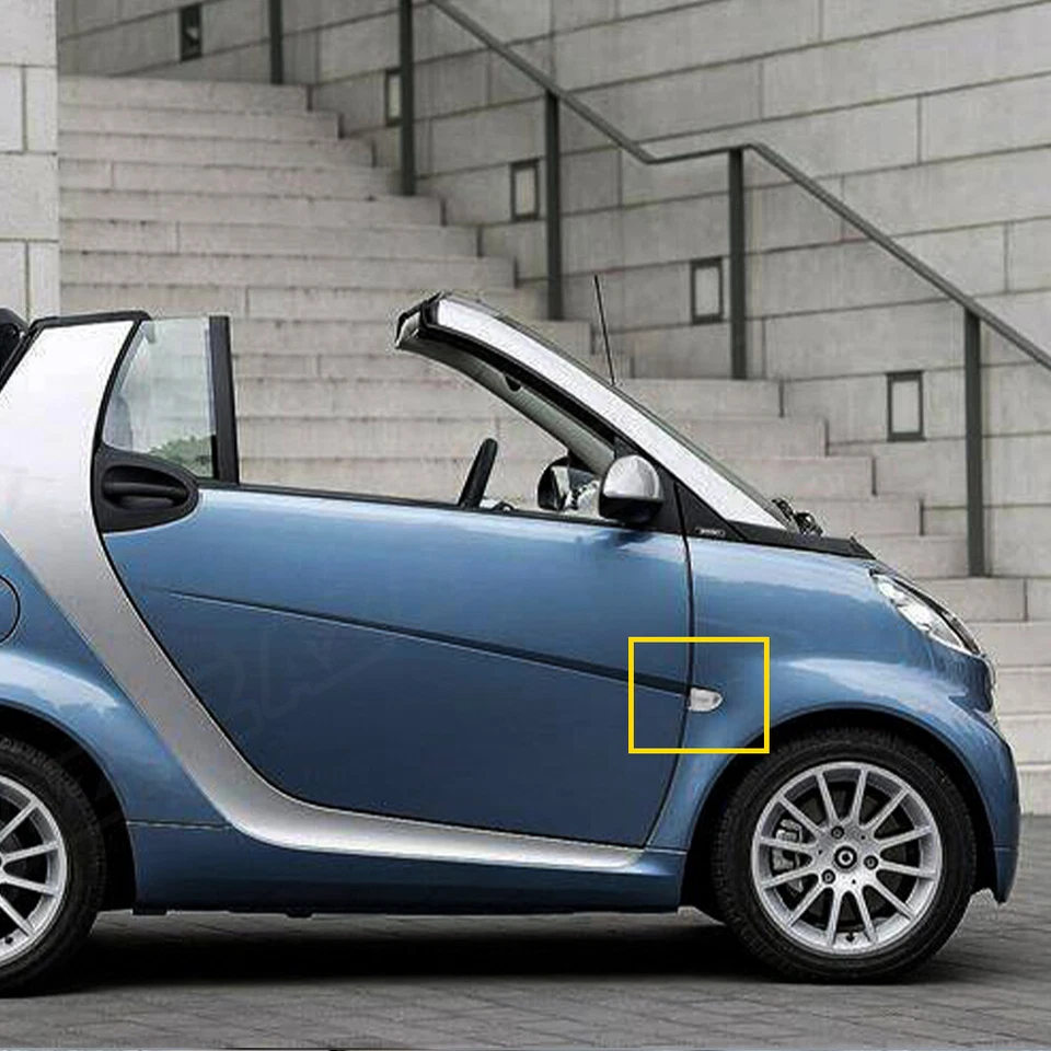 Clear OEM Side Marker Light For Smart Fortwo W451 MK1 & MKII 07-15 # A4519067700 - Image 2 of 4