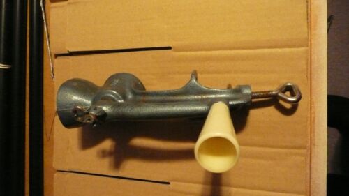 Vtg IDEAL M III Cast Iron Clamp On Nut Poppy seed Grinder Mill Czechoslovakia - Picture 3 of 13