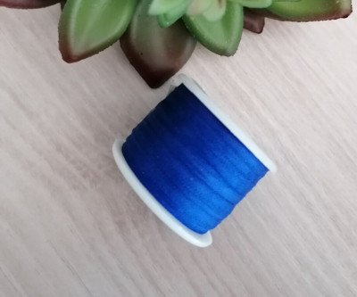 Seidenbändchen Seidenband Silk Ribbon 2 mm breit 10 m Sticken Embroidery