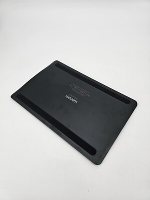 Wacom Pen Tablet Intuos Pro PTH-660 Model Graphics Tablet Black