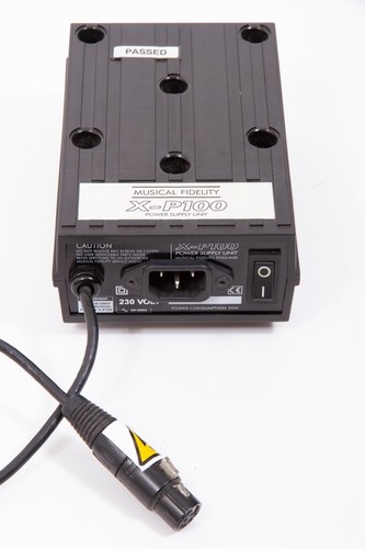 Musical Fidelity X-P100 pre amplifier, power supply, remote, original box - Picture 6 of 16