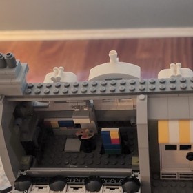 LEGO Parisian Restaurant 10243 Creator Expert Modular Buildings 2469 pcs 16+