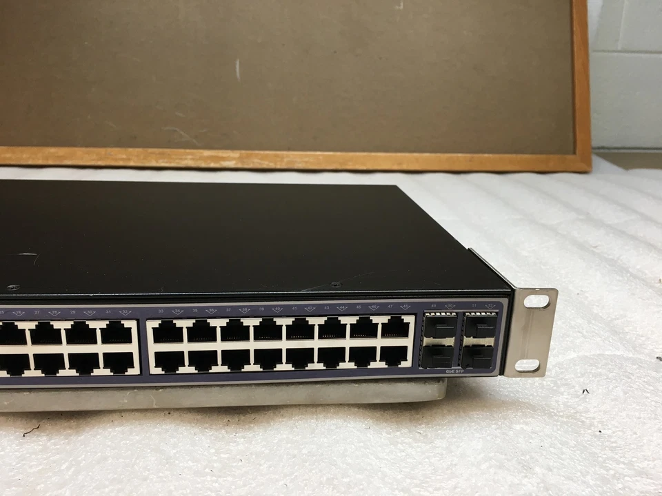 Extreme Networks 210-48p-GE4 48-Port Gigabit Managed PoE+ Switch w/ Rack Ears - Image 3 of 4