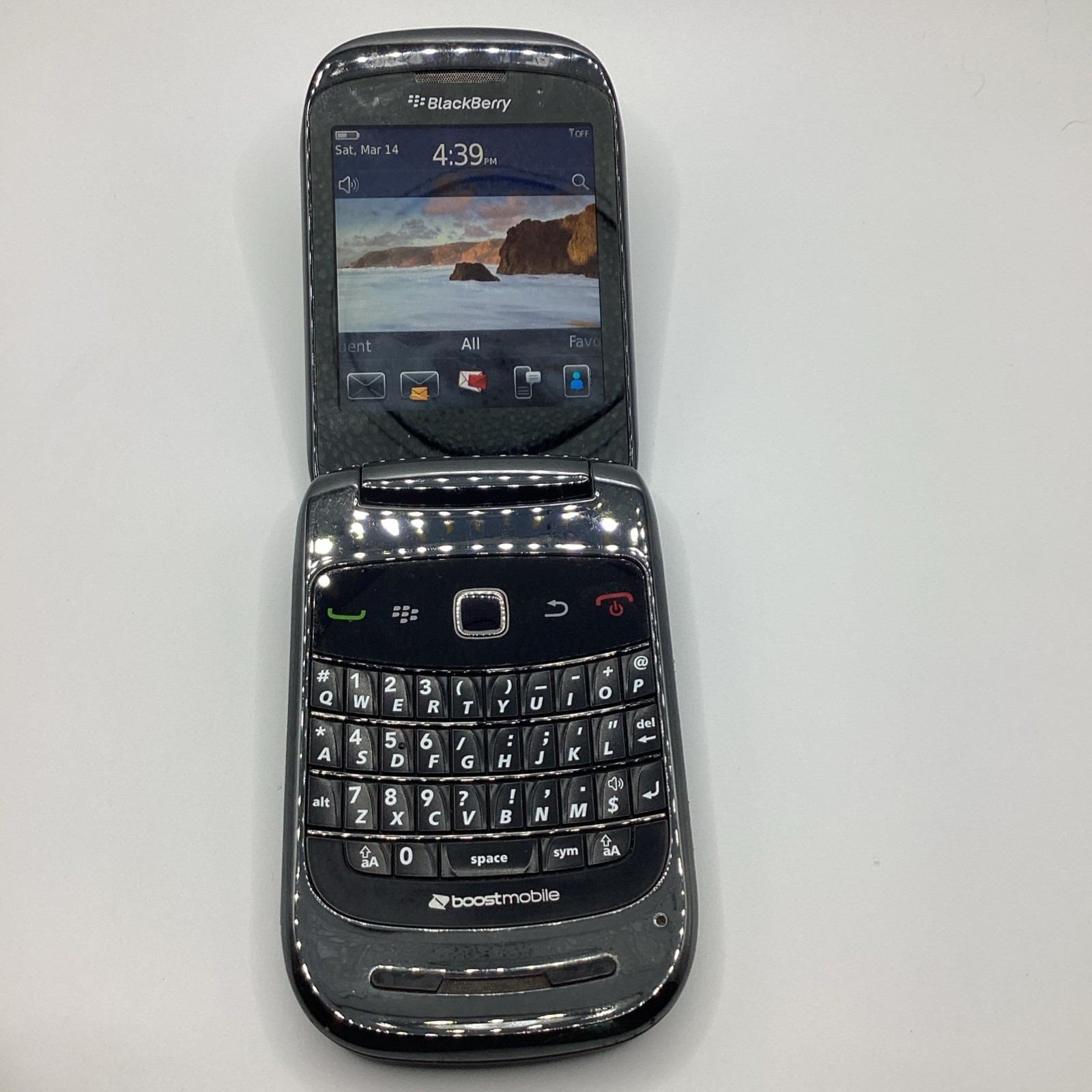 Blackberry OS 6 Style 9670 Phone w/Charger/8g SD/Works But is Obsolete & Locked
