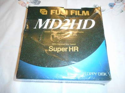 NEU FLOPPY DISK 5  1/4''  MD2HD SUPER HR (FUJI FILM / 10 STÜCK)