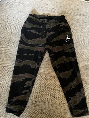 Nike Air Jordon Tiger Stripe Camo Fleece Joggers RARE M Super Soft