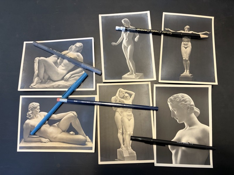 WWII German Postcard Lot- Sculptures - Museum Of German Art- Munich- Berlin