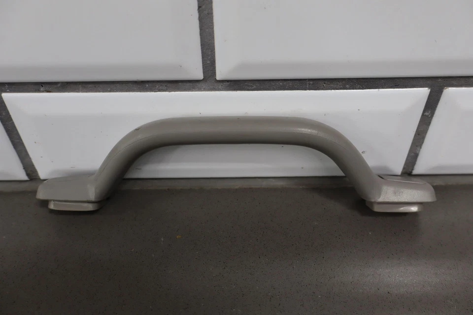 Juego de manijas interiores Toyota 4Runner 2002 *5 piezas* como se muestra Foto 3 de 4