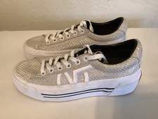 Vans Youth size 4 Off The Wall Sneakers