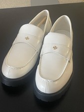 EUC Tory Burch loafer, cream with signature gold medallion Classic Lug Leather