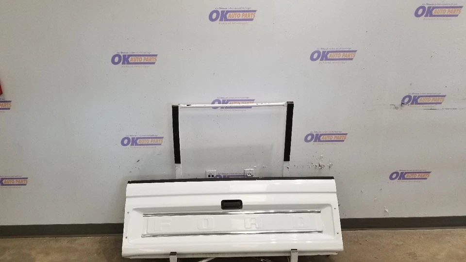 92 FORD RANGER XLT REAR TAILGATE ASSEMBLY WHITE Foto 2 de 4