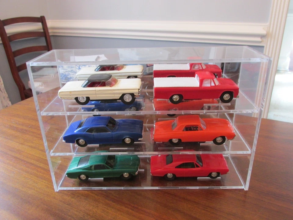 Acrylic Diecast / Slot Car Display Case for 1/32 Scale (14"x10") - Image 4 of 4