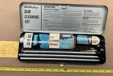VINTAGE MONTGOMERY WARD WESTERN FIELD SHOT GUN CLEANING KIT