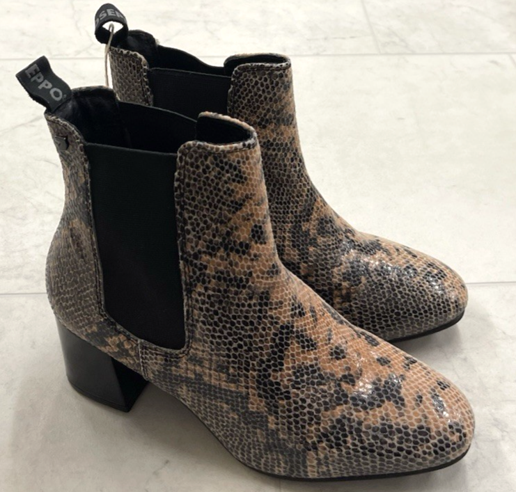 NIB Gioseppo Midway Snake Print Booties Size:37 (US 7)