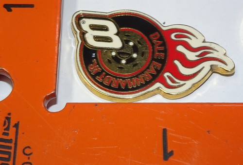 MENGE 24 ANSTECKNADELN VERSCHIEDENE ANSTECKNADELN = Dale Earnhardt Jr # 8 88 3 = NASCAR - Bild 9 von 24