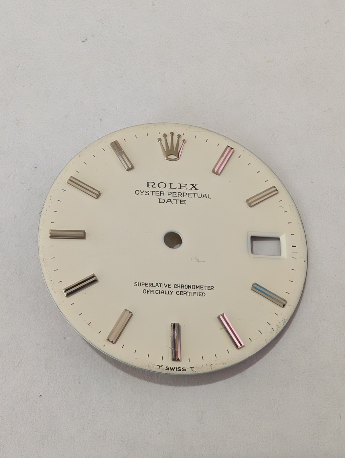 ROLEX OYSTER PERPETUAL DATE 34MM NON-QUICK DIAL - FAIR CONDITION 1500/1501