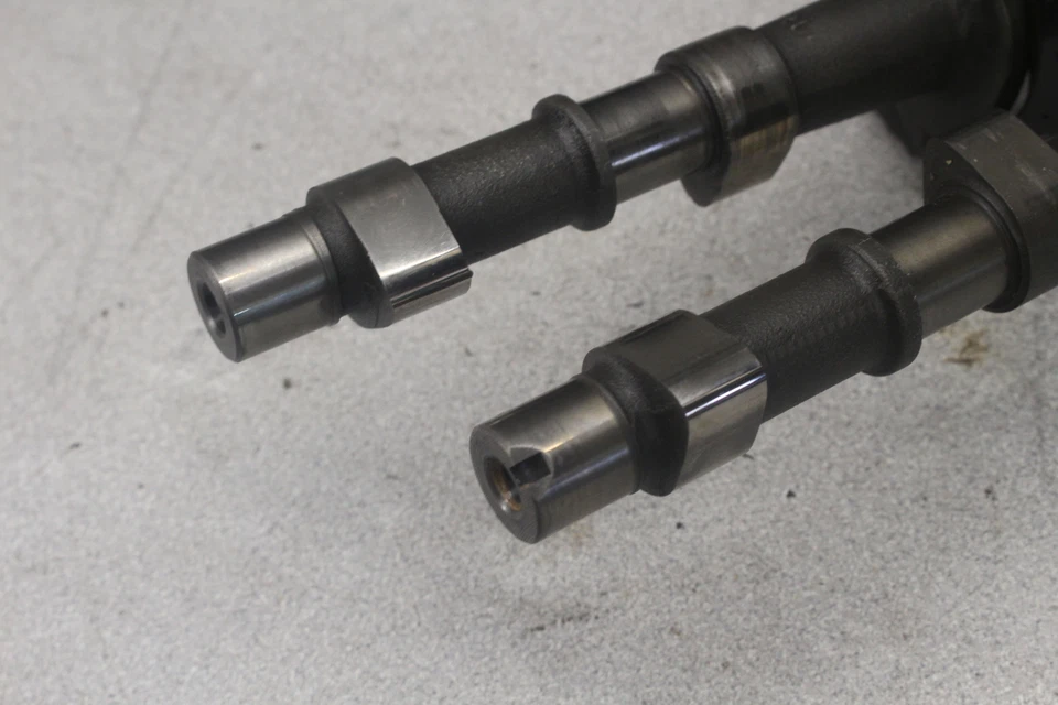 Распределительные валы 1979 Kawasaki KZ650B Z650 0541.FE - Изображение 2 из 4