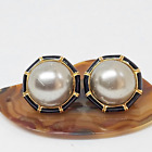 Pearl Cabochon Gold Tone Black Enamel Vintage Ciner Clip-on Earrings Gray Faux