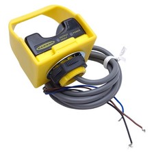 Banner STBVP6 Safety Optical Touch Button PNP, 10-30VDC, Flying Leads, 1m Cable