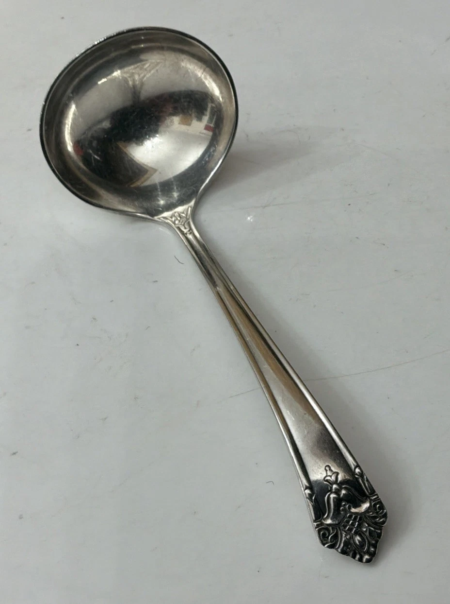 Vintage Rogers Bros 15cm Silver Plate HER MAJESTY Sauce Toddy Ladle Cutlery