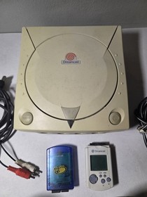 Tested SEGA Dreamcast HKT-3020 White Console w/ 2 Controllers VMU Composite RCA