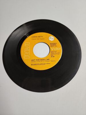Connie Smith - Just For What I Am - RCA (45RPM 7 )(RC211) 