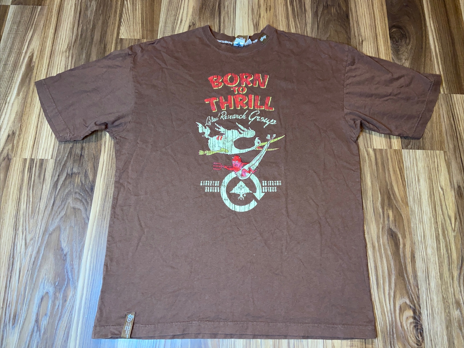 Vtg LRG Lifted Research Group T Shirt Mens X-Large Born To Thrill Brown Y2K