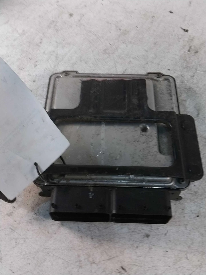 Módulo de control del motor usado (ECM) se adapta a: 2013 Kia Soul módulo de control electrónico L Foto 2 de 4