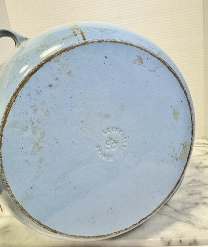 Le Creuset 30 3.5 Qt Round Enamel Cast Iron Dutch Oven Brasier 12" Coastal Blu - Picture 16 of 18