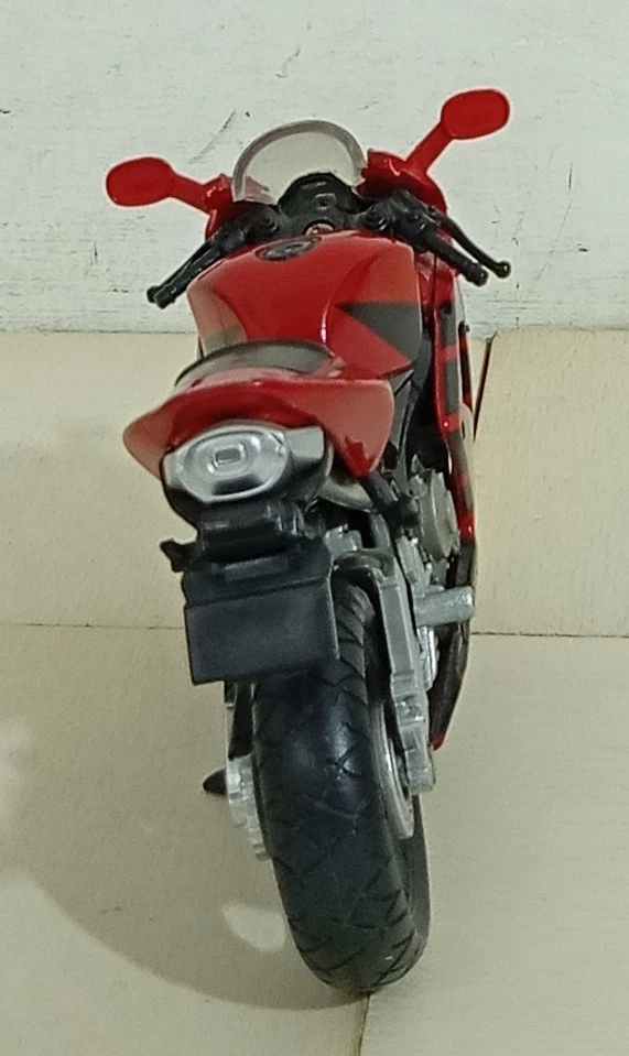 88295 MODELLISMO 1/24 - Honda CBR 600 RR - Immagine 4 di 4