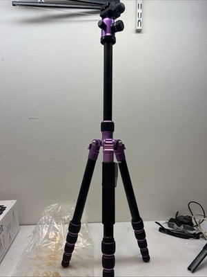 Used MeFoto C1350 Road Trip Carbon FIber Tripod w/ Q1 Ball Head Purple NWT