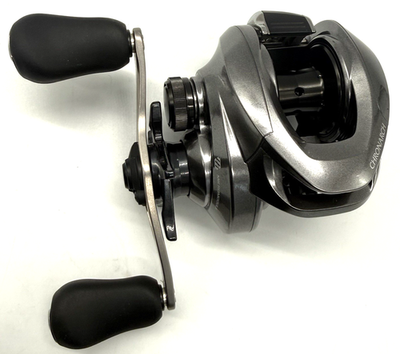 SHIMANO 17 CHRONARCH MGL 150 Right Handed Baitcasting Reel with