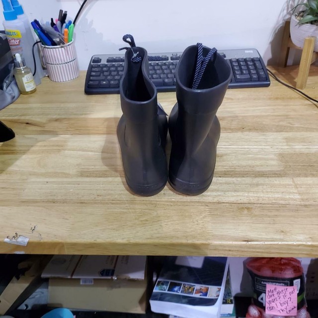 crocs freesail shorty rainboot