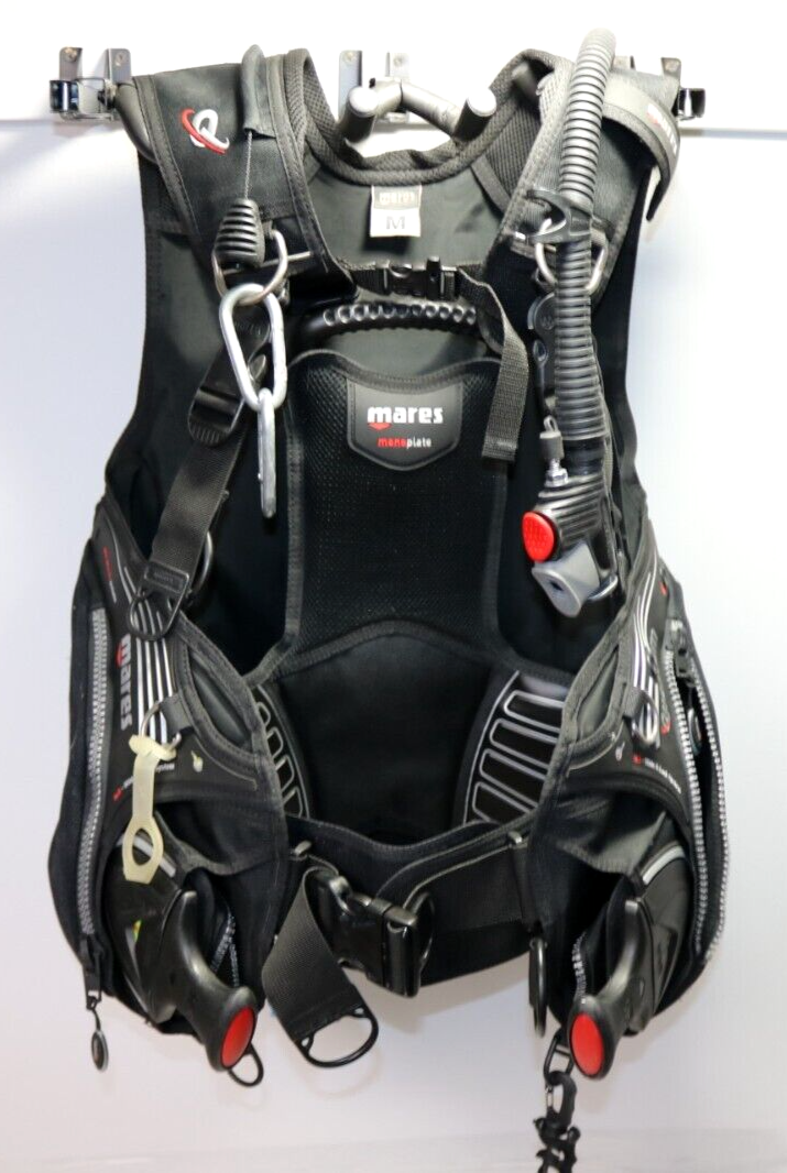 Mares Quantum Dive Scuba Diving Men's BCD Buoyancy Compensator Medium eBay