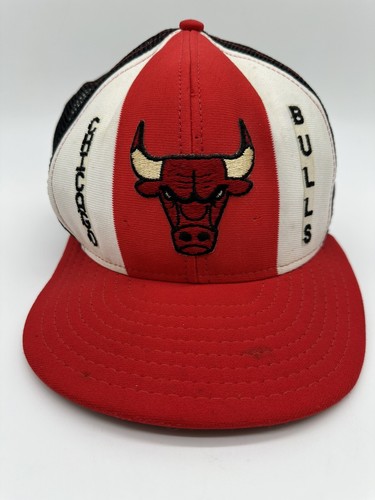 VINTAGE CHICAGO BULLS LUCKY STRIPES SNAPBACK HAT MESH BACK LARGE AJD - Picture 2 of 11