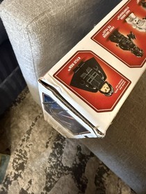 LEGO Star Wars: Kylo Ren's TIE Fighter (75179)  New but box not perfect