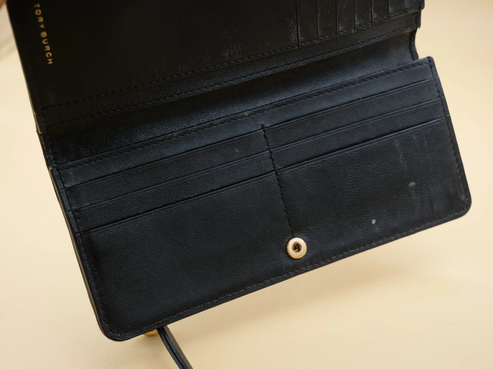 TORY BURCH Fleming Acolchado Cuero Suave Negro Cartera a Presión Bolsillo con Cremallera Foto 4 de 4