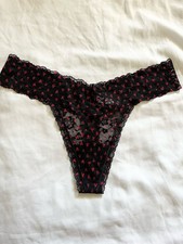 NWT Victoria  s Secret Lace Thong