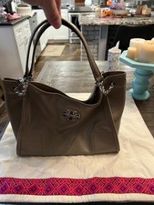 Tory Burch Large Britten Slouchy Tote - French Gray Patent Leather EUC