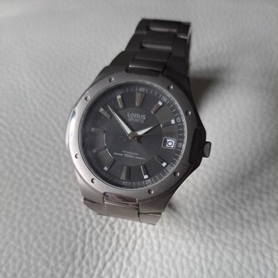 LORUS SPORTS  TITANIUM  WATCH  GREY DIAL Working Battery In Used Condition