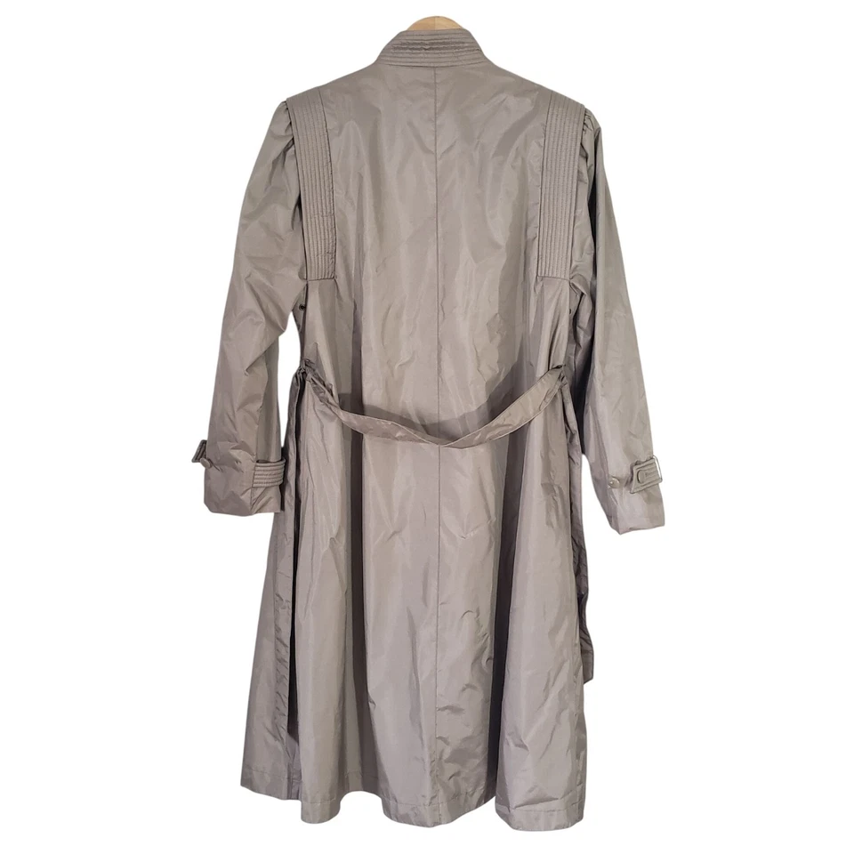 Gabardina vintage British Mist beige para mujer talla 12 clásica atemporal con cinturón Foto 2 de 4