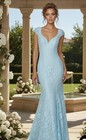 La Femme 20117 / 21509 Light Mint Lace Mermaid Prom Dress Size 2 Open Back Gown