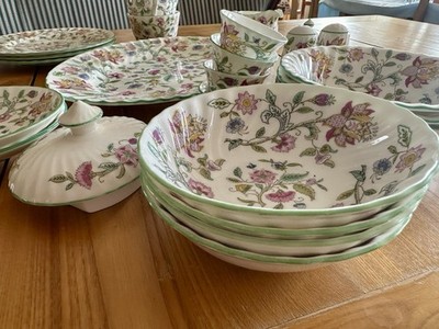 Minton Haddon Hall Geschirr-Set mit 5 Tassen   guter Zustand - Vintage Service