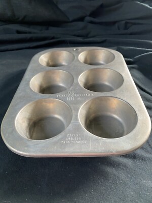 VINTAGE MUFFINAIRE ALUMINUM MUFFINS PAN TIN UNITED AIRCRAFT