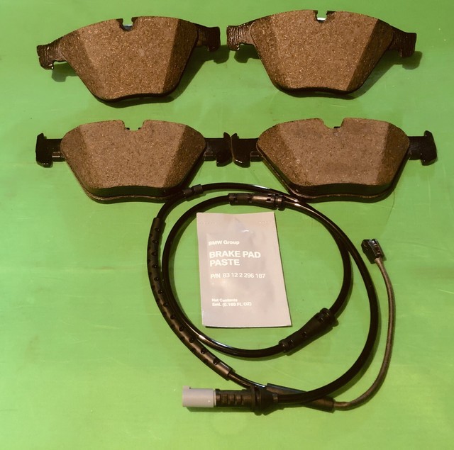 Genuine BMW Front Brake Pad Set BMW 20112016 F10 528i 528i xDrive eBay