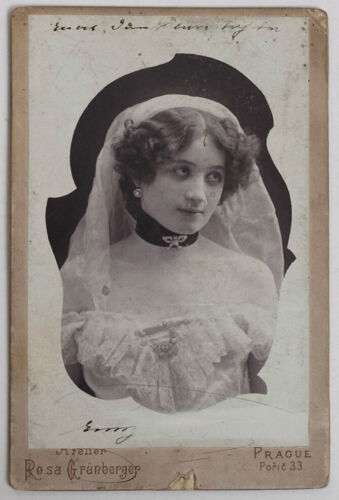 Original 1890s cabinet card female beauty, by Rosa Grümberger, Prague - Foto 1 di 2